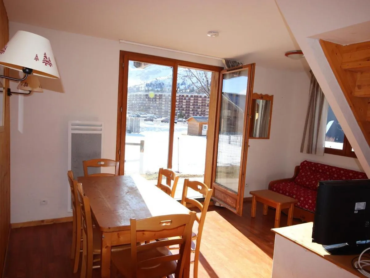 Chalet Mitoyen 3 Pieces 6 Pers. Avec Terrasse - Residence Le Hameau Du Puy, Superdevoluy - Fr-1-504-450 0*,