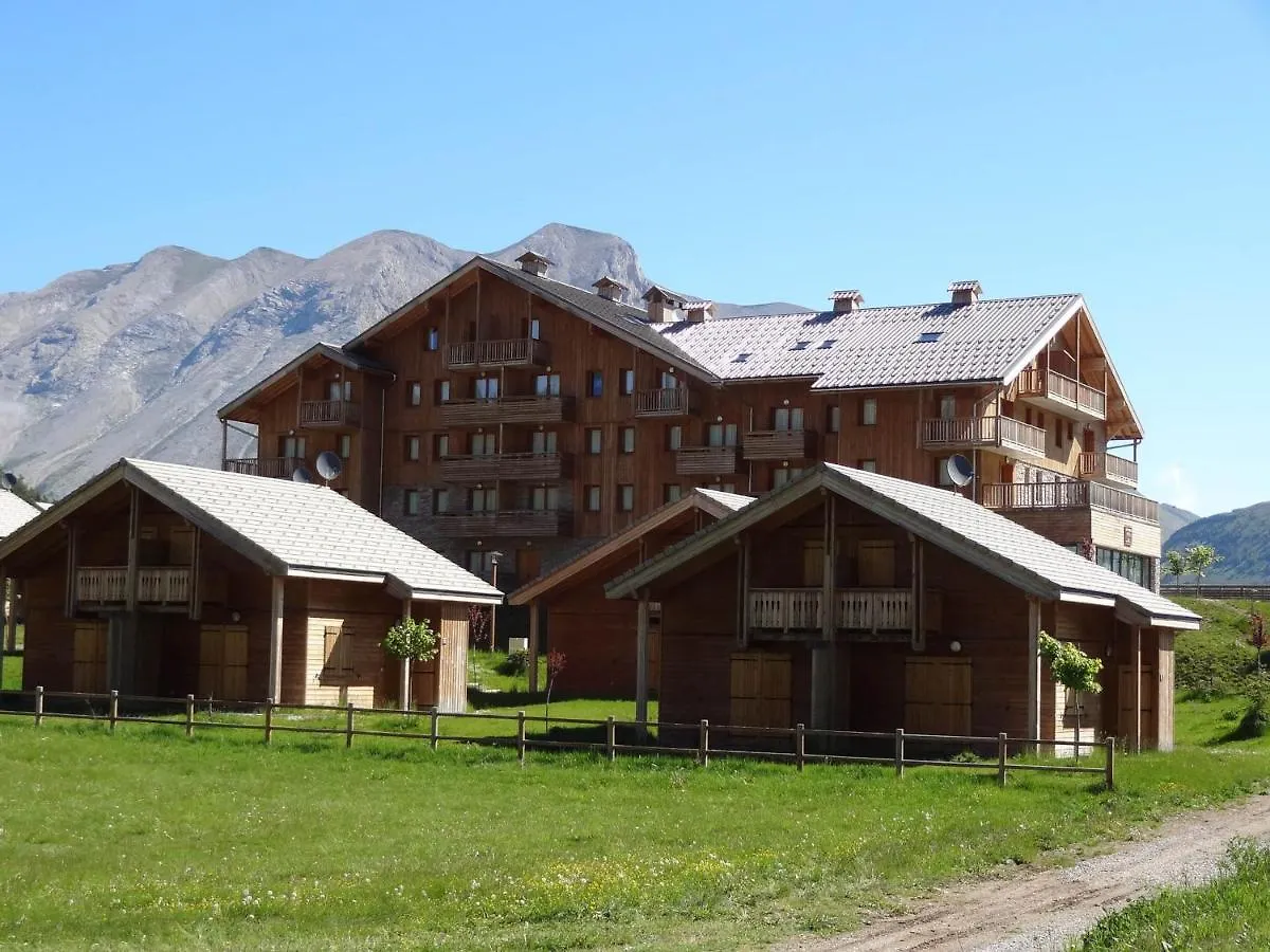 Chalet Mitoyen 3 Pieces 6 Pers. Avec Terrasse - Residence Le Hameau Du Puy, Superdevoluy - Fr-1-504-450 France